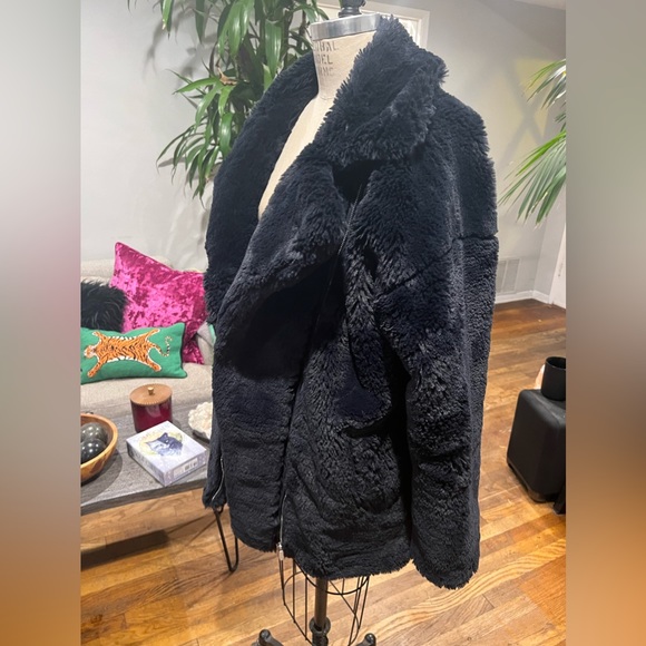 A/OK Faux Fur Coat Black Jacket Cozy Luxurious Glam Winter M/L - Picture 5 of 13